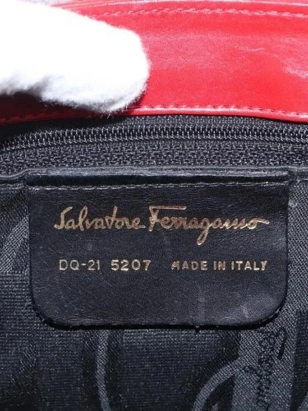 Salvatore Ferragamo Backpack Leather Red Gold Auth 150428
